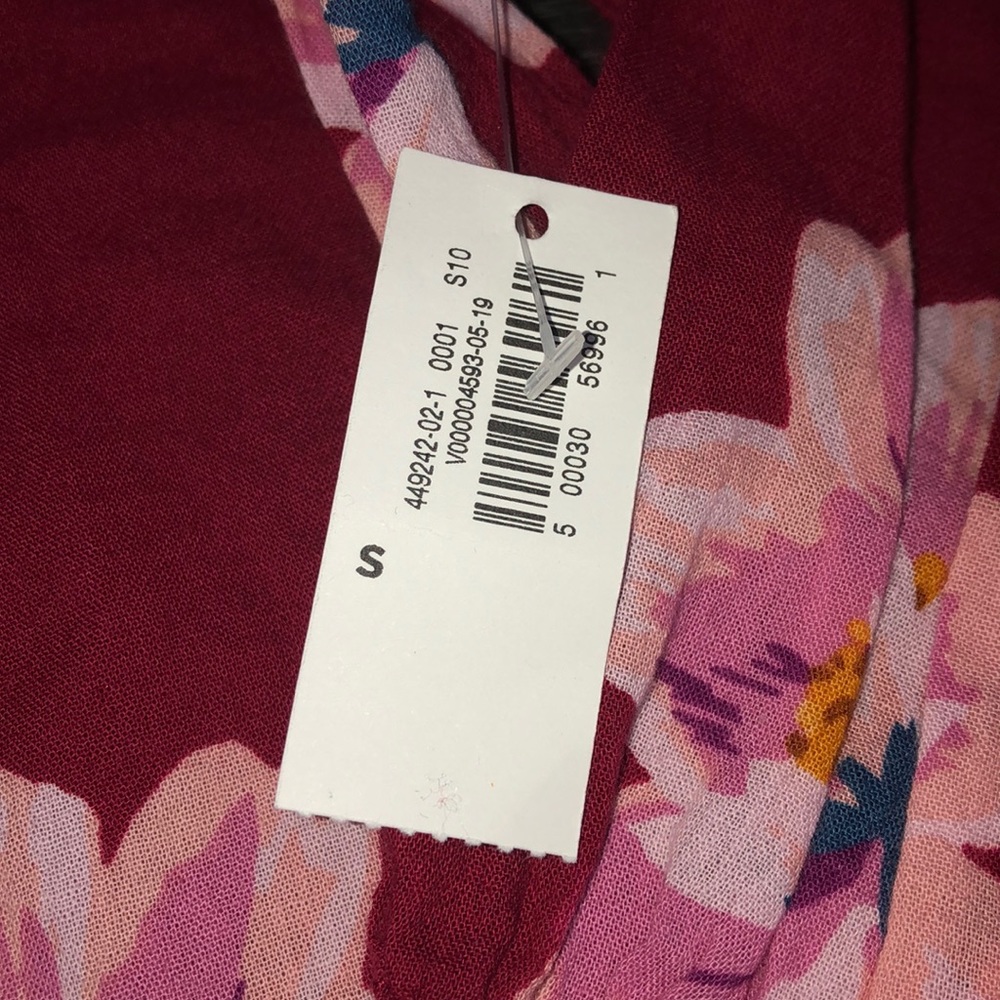 Old Navy NWT floral print button down top - Picture 4 of 8